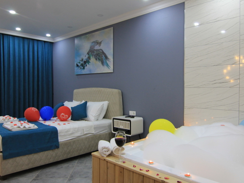  gece  -  Kasım
  | Kalkan İncebel'de Jakuzili Muhafazakar Villa: Doğa İçinde Huzurlu Tatil